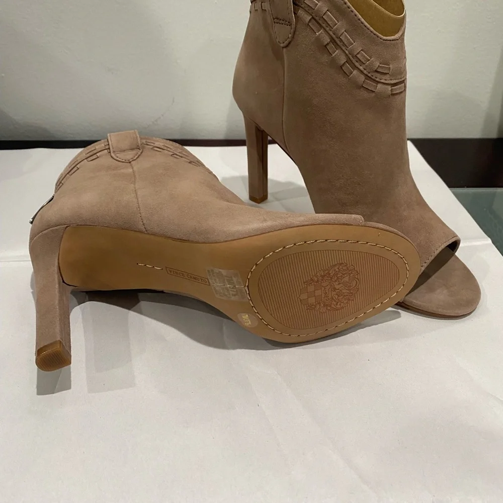 Vince Camuto Shorana Open Toe Bootie size 7